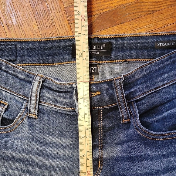 Judy Blue Dark Wash Straight Leg Distressed Denim Jeans Size 27 Like New - Picture 5 of 12